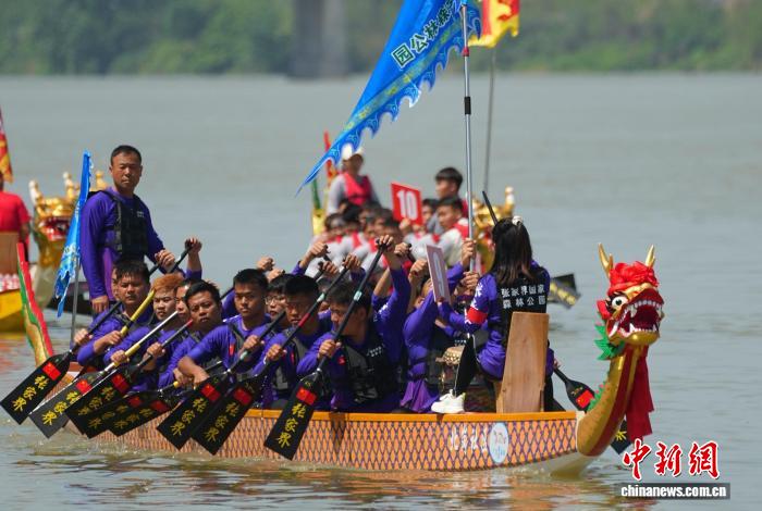 2026湖南龙舟超级联赛选拔赛慈利站开赛 14支队伍